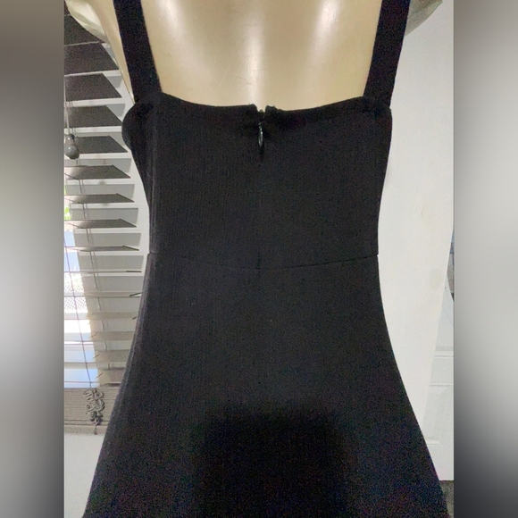 😍Elegant Black Sleeveless Dress Size L😍 - Picture 7 of 9